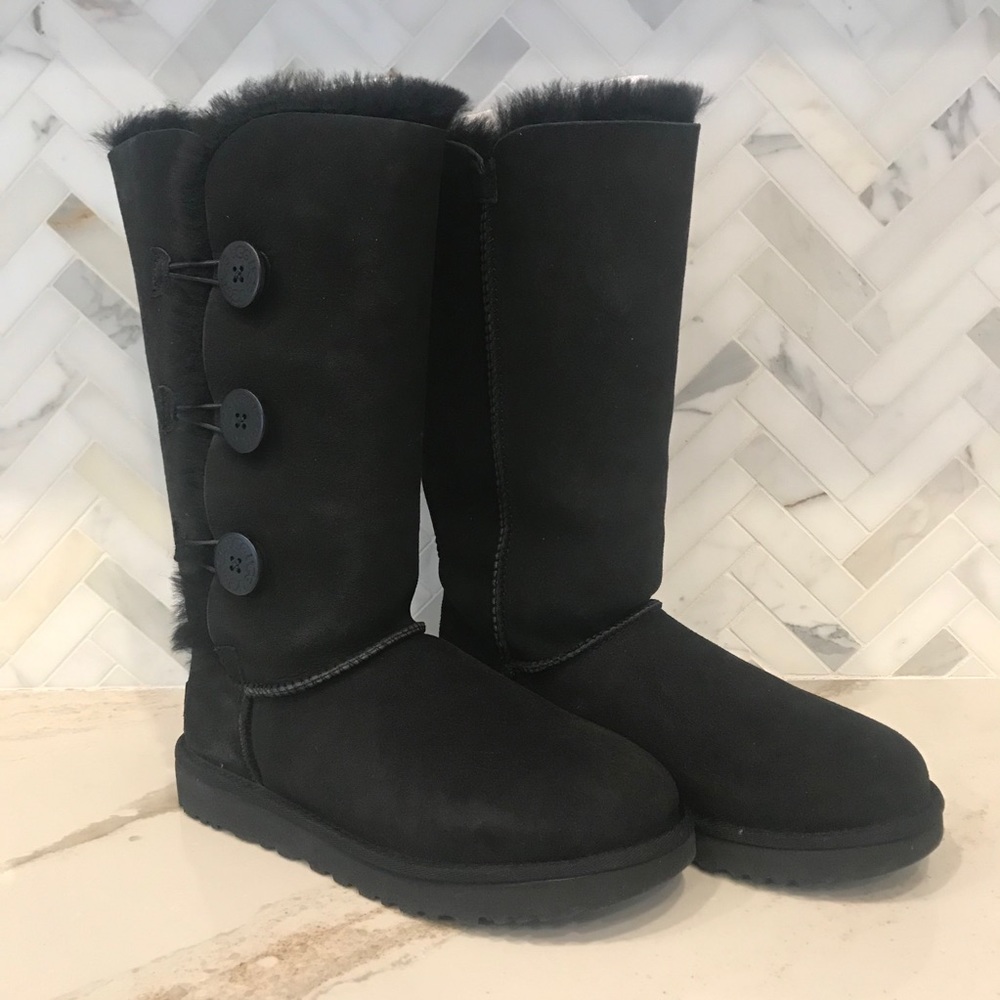UGG Bailey Button Triplet II Shearling Boot, 8 US